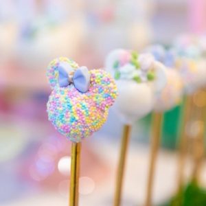 Pastel-Minnie-Mouse-Daisy-Duck-Party-via-Karas-Party-Ideas-KarasPartyIdeas.com25